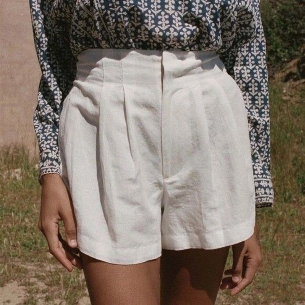 Doen Women’s Larue Linen Shorts size 10 NWT White Salt Pleated Lined